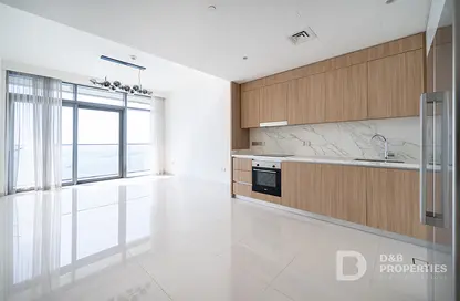 Apartment - 2 Bedrooms - 3 Bathrooms for sale in Beach Vista - EMAAR Beachfront - Dubai Harbour - Dubai