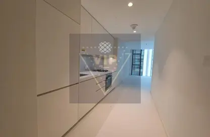 Apartment - 1 Bedroom - 2 Bathrooms for rent in RDK Towers - Najmat Abu Dhabi - Al Reem Island - Abu Dhabi