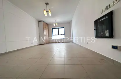 Apartment - Studio - 1 Bathroom for rent in Al Raffa - Bur Dubai - Dubai