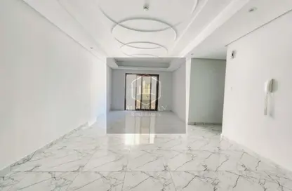 Apartment - 3 Bedrooms - 3 Bathrooms for rent in Muwaileh 29 Building - Muwaileh - Sharjah