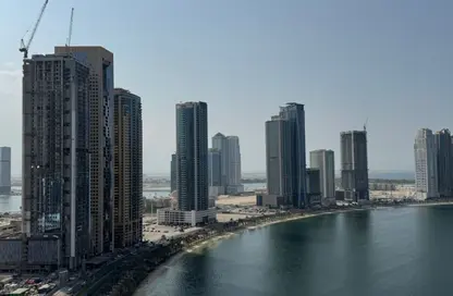 شقة - غرفة نوم - 2 حمامات للبيع في كورنيش الخان - الخان - الشارقة