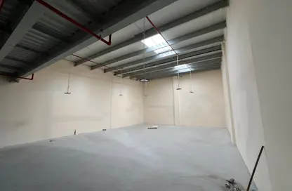 Warehouse - Studio - 1 Bathroom for rent in Al Jurf 2 - Al Jurf - Ajman Downtown - Ajman
