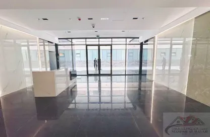 شقة - غرفة نوم - 2 حمامات للايجار في مجمع مويلح - تجارية مويلح - الشارقة شقة - غرفة نوم - 2 حمامات للايجار في مجمع مويلح - تجارية مويلح - الشارقة