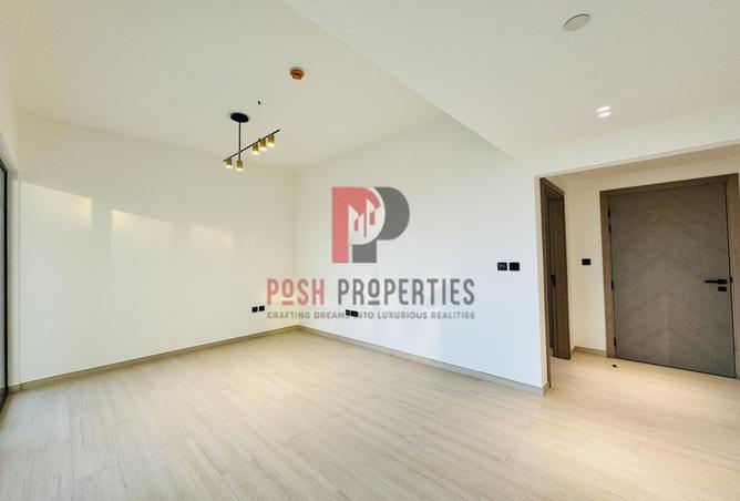 15233005 - Property Image 2