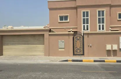 فيلا - 4 غرف نوم - 6 حمامات للايجار في الجزّات - ضاحية الرقة - الشارقة