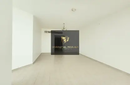 شقة - 2 غرف نوم - 2 حمامات للايجار في أورينت تاور 1 - أورينت تاور - البستان - عجمان