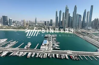 Apartment - 2 Bedrooms - 3 Bathrooms for sale in Marina Vista - EMAAR Beachfront - Dubai Harbour - Dubai