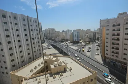 شقة - غرفة نوم - 1 حمام للبيع في بناية سوهول - البطينة - الشارقة