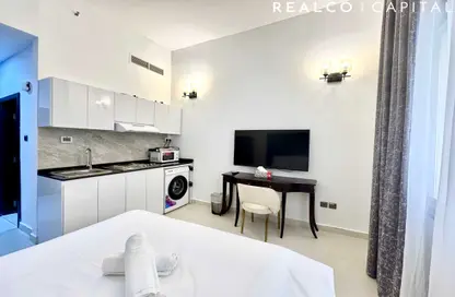 Apartment - Studio - 1 Bathroom for rent in Al Manara Building - Sheikh Zayed Road - Dubai