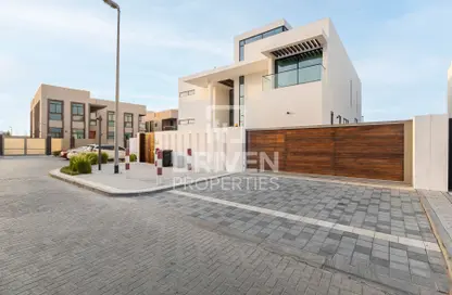 Villa - 6 Bedrooms - 7 Bathrooms for rent in Pearl Jumeirah Villas - Pearl Jumeirah - Jumeirah - Dubai
