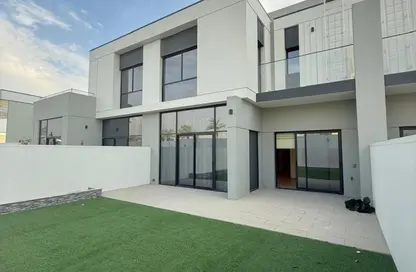 تاون هاوس - 3 غرف نوم - 4 حمامات للبيع في مروج الفرجان - الفرجان - دبي