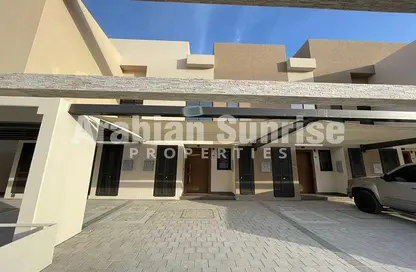 Townhouse - 3 Bedrooms - 4 Bathrooms for rent in Faya at Bloom Gardens - Bloom Gardens - Al Salam Street - Abu Dhabi