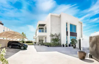 Outdoor House image for: Villa - 7 Bedrooms - 7 Bathrooms for sale in Pearl Jumeirah Villas - Pearl Jumeirah - Jumeirah - Dubai, Image 1
