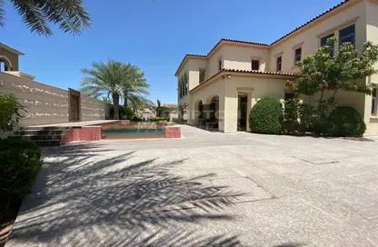 فيلا - 5 غرف نوم - 6 حمامات للايجار في فلل سعديات بيتش - شاطئ السعديات - جزيرة السعديات - أبوظبي
