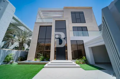 Villa - 7 Bedrooms - 5 Bathrooms for rent in Jumeirah Park Homes - Jumeirah Park - Dubai