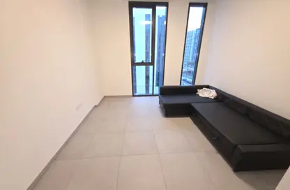 Apartment - Studio - 1 Bathroom for rent in The Link - East Village - Aljada - Sharjah