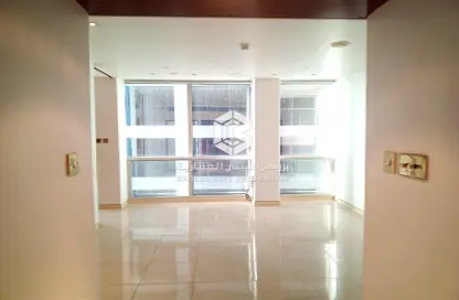 Apartment - 1 Bedroom - 1 Bathroom for rent in Baynuna Tower 1 - Corniche Road - Abu Dhabi