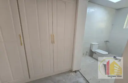 Apartment - 3 Bedrooms - 3 Bathrooms for rent in Shakhbout City - Abu Dhabi