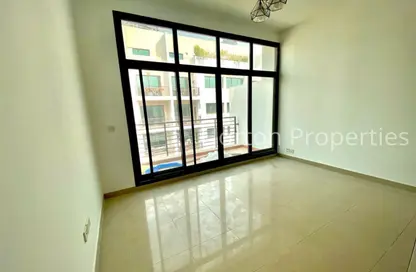 Villa - 4 Bedrooms - 5 Bathrooms for rent in La Riviera Estate D - La Riviera Estate - Jumeirah Village Circle - Dubai