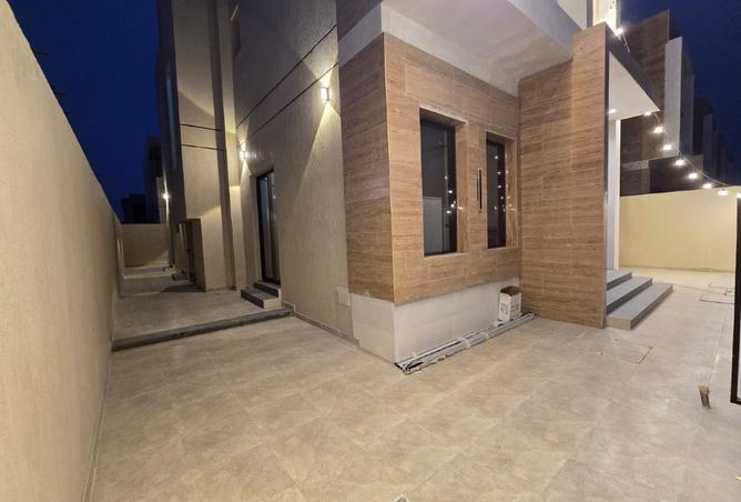 15698362 - صورة العقار 2