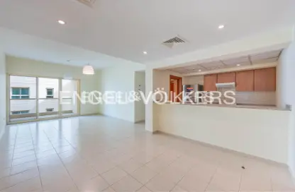 شقة - غرفة نوم - 1 حمام للايجار في الثيال 4 - الثيال - جرينز - دبي