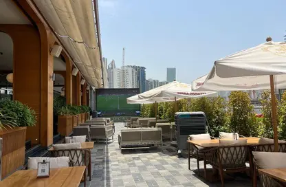 Apartment - Studio - 1 Bathroom for sale in Dolphin Tower - Business Bay - Dubai