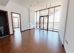 Half commission | Wooden flooring | Balcony