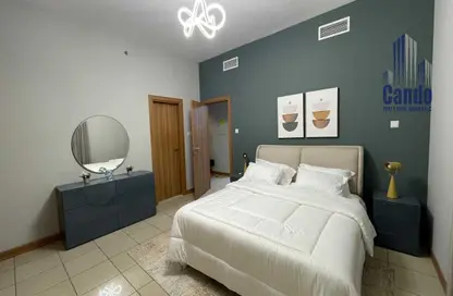 Apartment - 1 Bedroom - 2 Bathrooms for rent in Sulafa Tower - Dubai Marina - Dubai