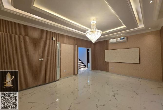 16038001 - Property Image 2