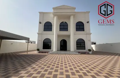 Villa - 6 Bedrooms - 7 Bathrooms for rent in Al Aweer 1 - Al Aweer - Dubai
