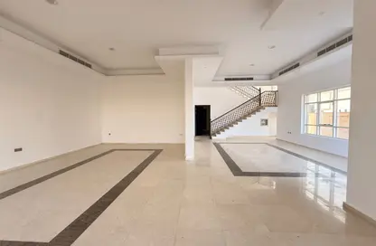 Villa - 4 Bedrooms - 5 Bathrooms for rent in Al Hooshi Villas - Hoshi - Al Badie - Sharjah