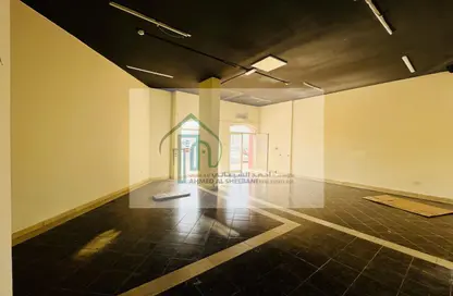 Shop - Studio - 1 Bathroom for rent in England Cluster - International City - Dubai