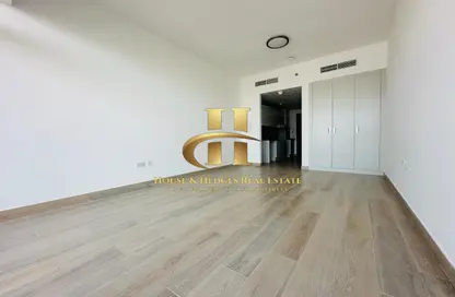 Apartment - Studio - 1 Bathroom for rent in Bloom Heights A - Bloom Heights - Jumeirah Village Circle - Dubai