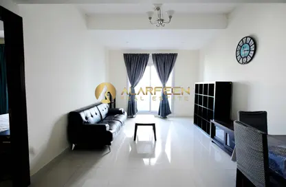 شقة - غرفة نوم - 2 حمامات للايجار في مساكن النخبة رقم 5 - مساكن النخبة الرياضية - مدينة دبي الرياضية - دبي