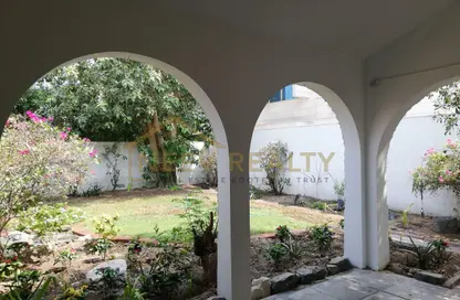 Villa - 3 Bedrooms - 3 Bathrooms for rent in Jumeirah 2 - Jumeirah - Dubai