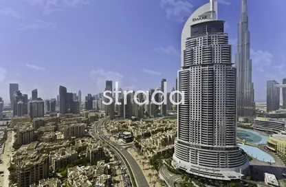 Apartment - 3 Bedrooms - 5 Bathrooms for rent in Boulevard Point - Downtown Dubai - Dubai