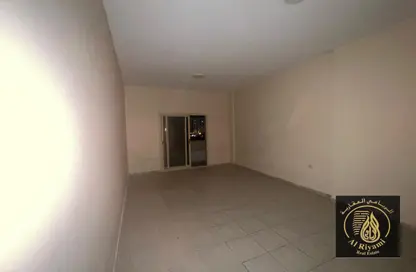 Apartment - 1 Bedroom - 1 Bathroom for rent in Crown Palace Hotel - Al Rashidiya 1 - Al Rashidiya - Ajman