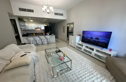 Apartment - 1 Bedroom - 2 Bathrooms for sale in Elite Business Bay Residence - Business Bay - Dubai