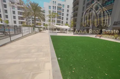 Apartment - 2 Bedrooms - 2 Bathrooms for rent in Zahra Apartments 1B - Zahra Apartments - Town Square - Dubai