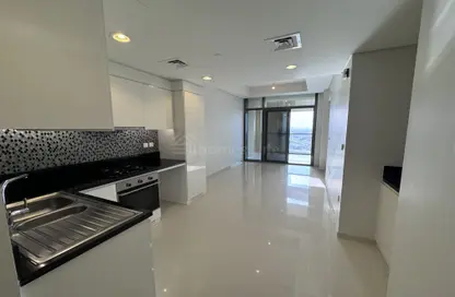 صورة لـ مطبخ شقة - 2 غرف نوم - 2 حمامات للبيع في آيكون سيتي  تاور سي - آيكن سيتي - الخليج التجاري - دبي ، صورة رقم 1