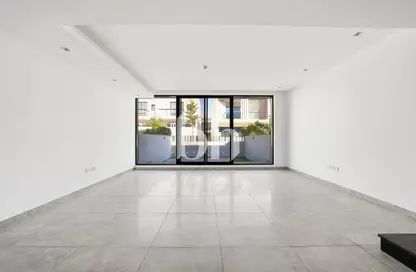 تاون هاوس - 4 غرف نوم - 5 حمامات للبيع في غرب الفرجان - الفرجان - دبي