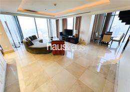 Living Room image for: Apartment - 1 bedroom - 2 bathrooms for rent in Murjan 4 - Murjan - Jumeirah Beach Residence - Dubai, Image 1