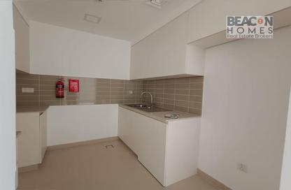 Apartment - 3 Bedrooms - 3 Bathrooms for sale in Zahra Breeze Apartments 3B - Zahra Breeze Apartments - Town Square - Dubai