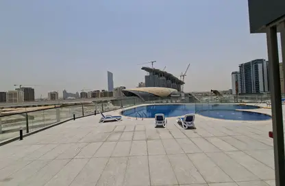 شقة - غرفة نوم - 2 حمامات للايجار في أل جداف أفينيو - الجداف - دبي