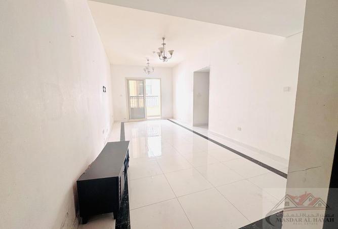 15585613 - Property Image 2