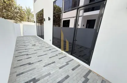 فيلا - 6 غرف نوم - 6 حمامات للايجار في فلل الجميرا 1 - جميرا 1 - الجميرا - دبي