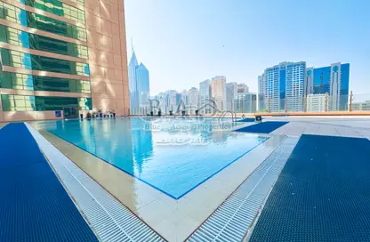 شقة - 2 غرف نوم - 4 حمامات للايجار في أبراج الجزيرة - شارع حمدان - أبوظبي