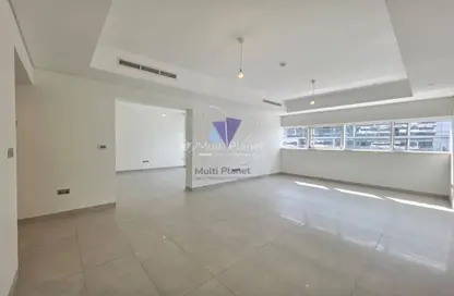 Apartment - 4 Bedrooms - 4 Bathrooms for rent in Al Raha Beach - Abu Dhabi