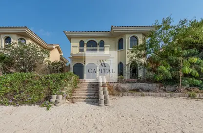 Villa - 4 Bedrooms - 5 Bathrooms for sale in Garden Homes Frond D - Garden Homes - Palm Jumeirah - Dubai