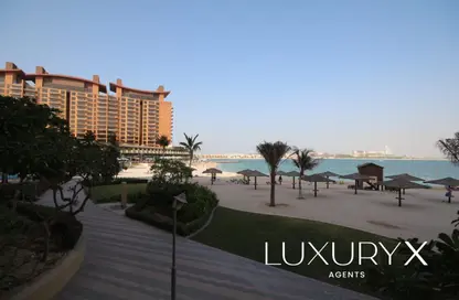 Apartment - 1 Bedroom - 1 Bathroom for rent in Al Msalli - Shoreline Apartments - Palm Jumeirah - Dubai